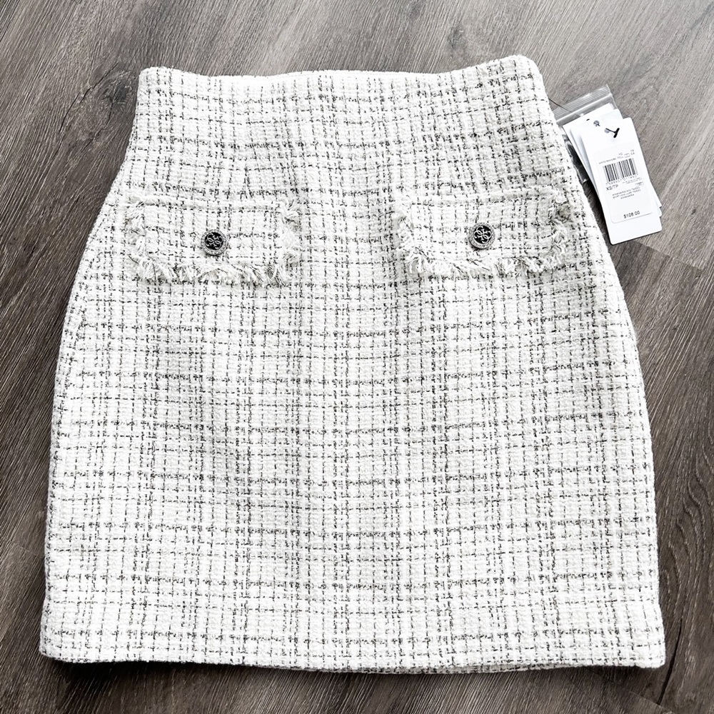 Guess white tweed/boucle mini skirt - Picture 1 of 13